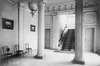Château Duden, grand hall d'entrée avec son imposant escalier en marbre, photo, s.d. (vers 1925), Archive ITG Antwerpen