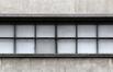 Chaussée de Mons 95-113, détail d’une fenêtre en bandeau, (© ARCHistory, 2019)
