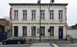 Chaussée de Mons 882-884, anciennes Écoles primaires 2 et 4, corps à rue, (© ARCHistory, 2019)