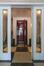 Avenue des Croix du Feu 145. Ascenseur avec porte ouverte vu depuis le vestibule © Homegrade, 2022