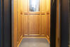 Kerselarenlaan 136. Interieur van de liftkooi © Homegrade, 2025
