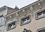Zennestraat 75 te Brussel (1858), decoratieve consoles van de kroonlijst, 2025