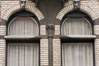 Fenêtres jumelles à arc en plein cintre, av. Louis Bertrand 39, Schaerbeek, 1910, 2005