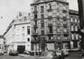 rue Saint-Ghislain, n° pairs, vue depuis la rue de Nancy vers la rue des Tanneurs, 1980