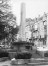 Square Gutenberg, Monument national aux morts des Armées belges d’Occupation, avec à l’arrière-plan, les nos 10 et 11 non encore modifiés, AVB/FI