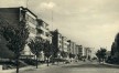 L’avenue de Hinnisdael au début des années 1960, vue prise à hauteur de la rue Dominique De Jonghe, vers la place Dumon, ACWSP/SP (carte postale inv. 101)