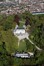 Le parc Duden, photo aérienne du château Duden et des écuries au premier plan, Photo Schmitt-GlobalView © ARB-SPRB