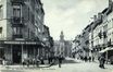 Rue de Fiennes, vue du dernier tronçon vers la place du Conseil, (coll. Belfius Banque - Académie royale de Belgique © ARB – urban.brussels, DE30_309)