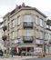 Rue Léon Theodor 123, exemple de maison avec commerce au rez-de-chaussée, de style éclectique et au parement polychrome, 2023