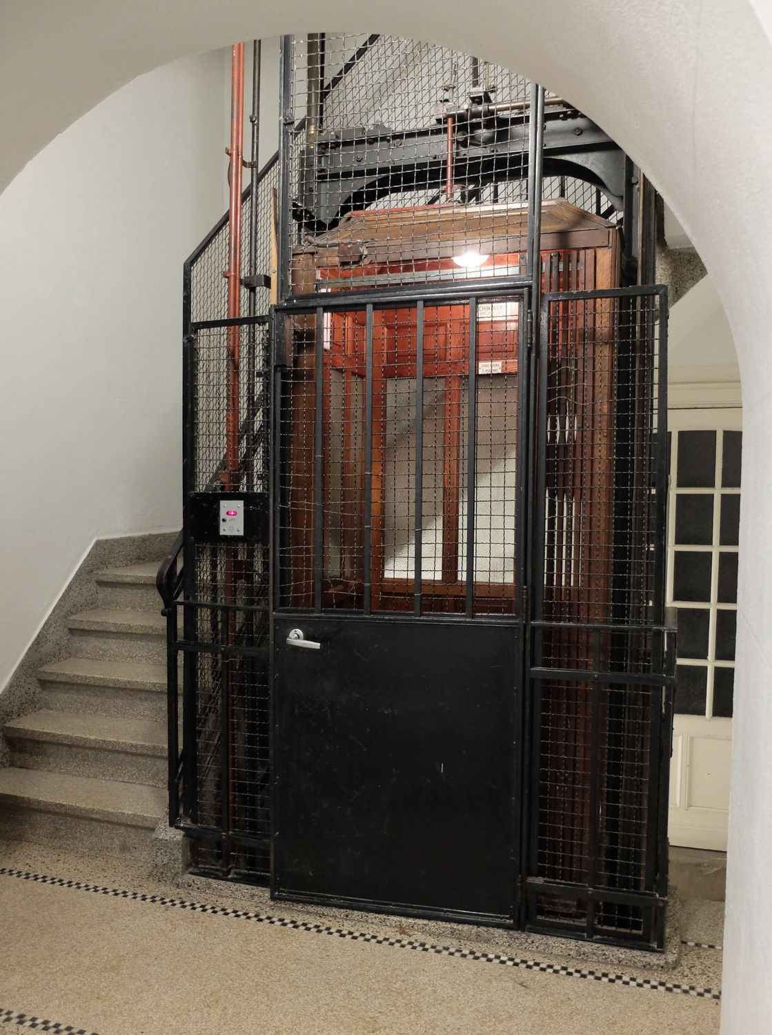 Rue des Taxandres 6. Ascenseur au rez-de-chaussée © Homegrade, 2021