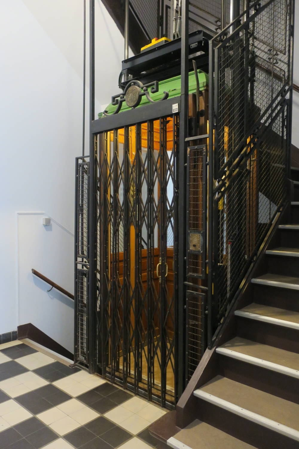 Rue Mercelis 63. Ascenseur au rez-de-chaussée  © Homegrade , 2022
