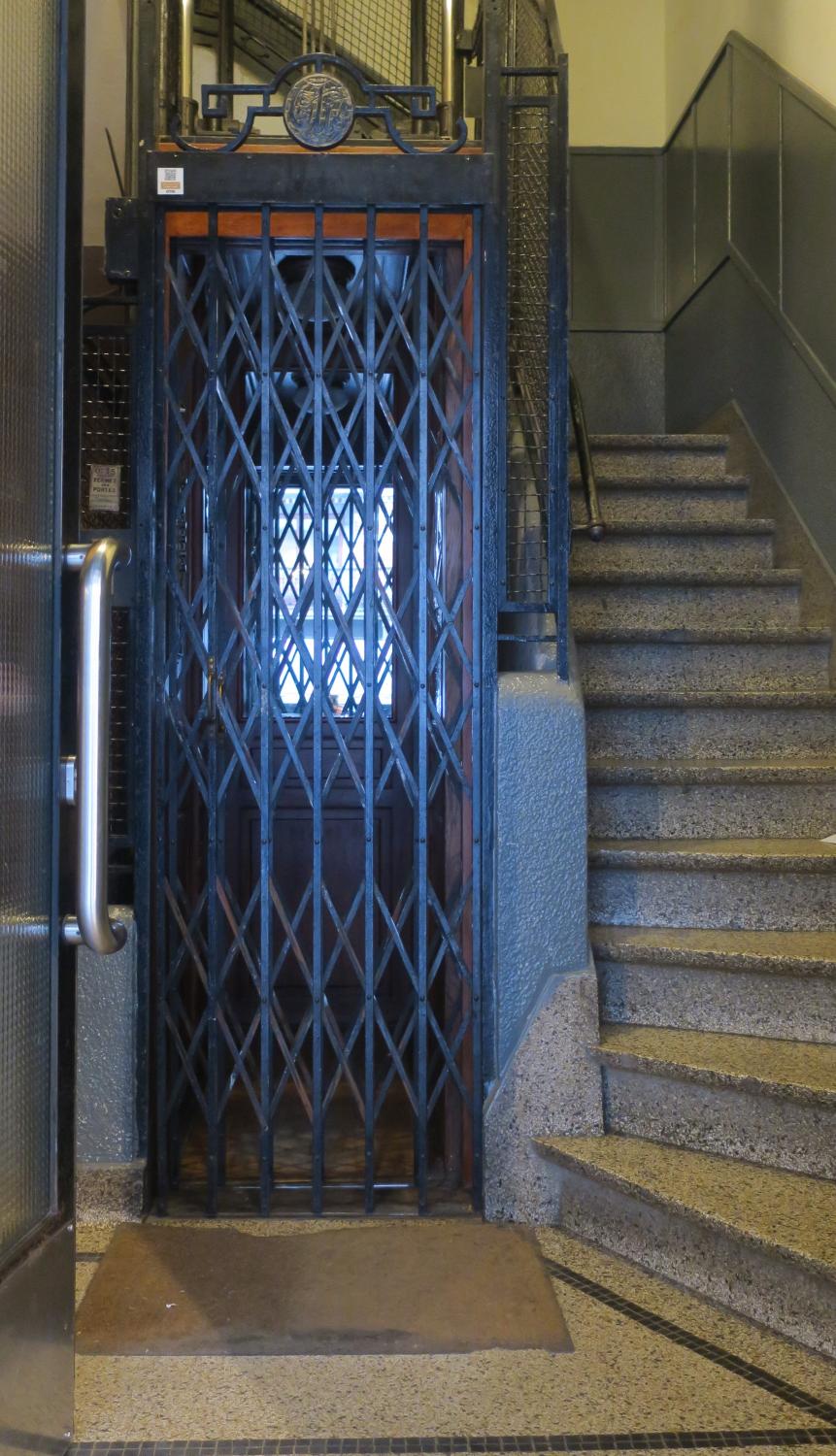 Chaussée de Waterloo 525. Ascenseur au rez-de-chaussée  © Homegrade, 2022